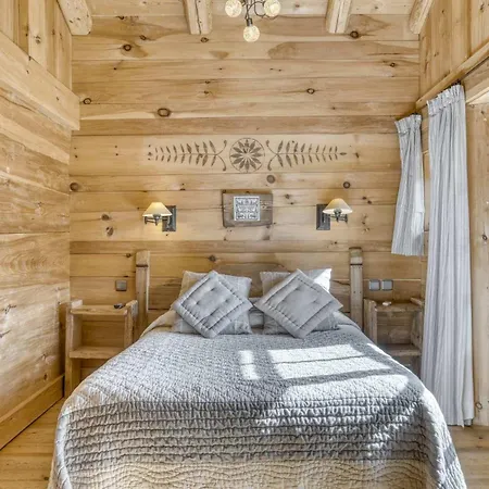 Altitude Chalet *